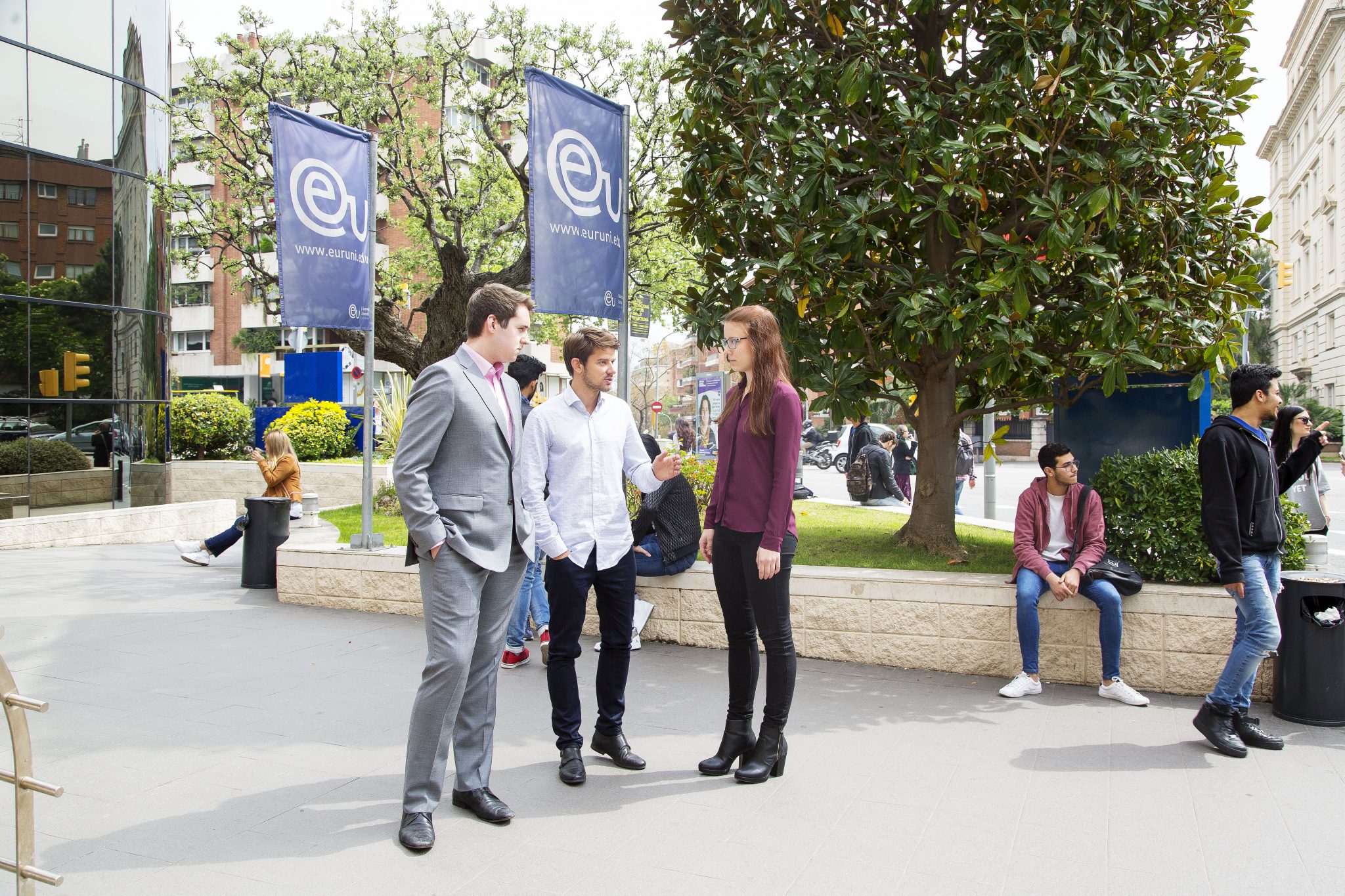 Eu Business School Barcelona campus and students